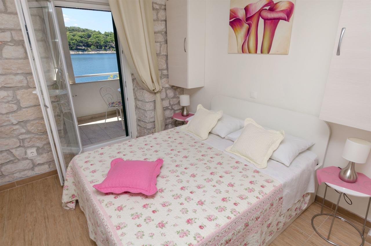 Apartments Djurdjica Povlja  Luaran gambar